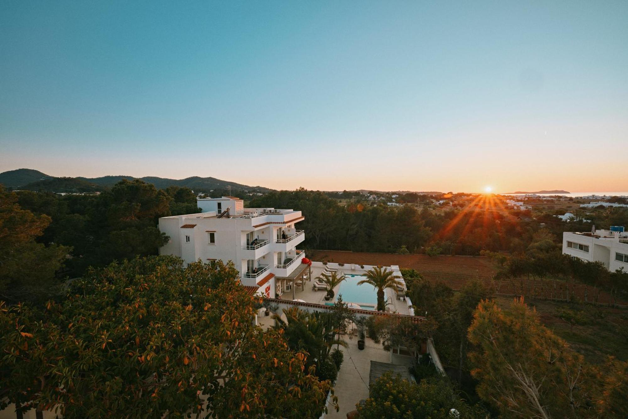 Sunset Oasis Ibiza Adults Only - New Rooms 2025 샌안토니오 외부 사진