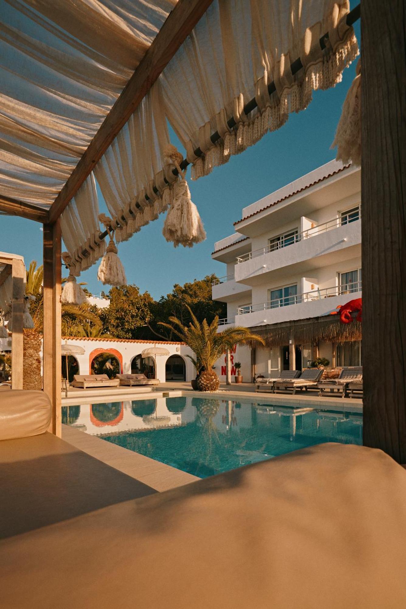 Sunset Oasis Ibiza Adults Only - New Rooms 2025 샌안토니오 외부 사진