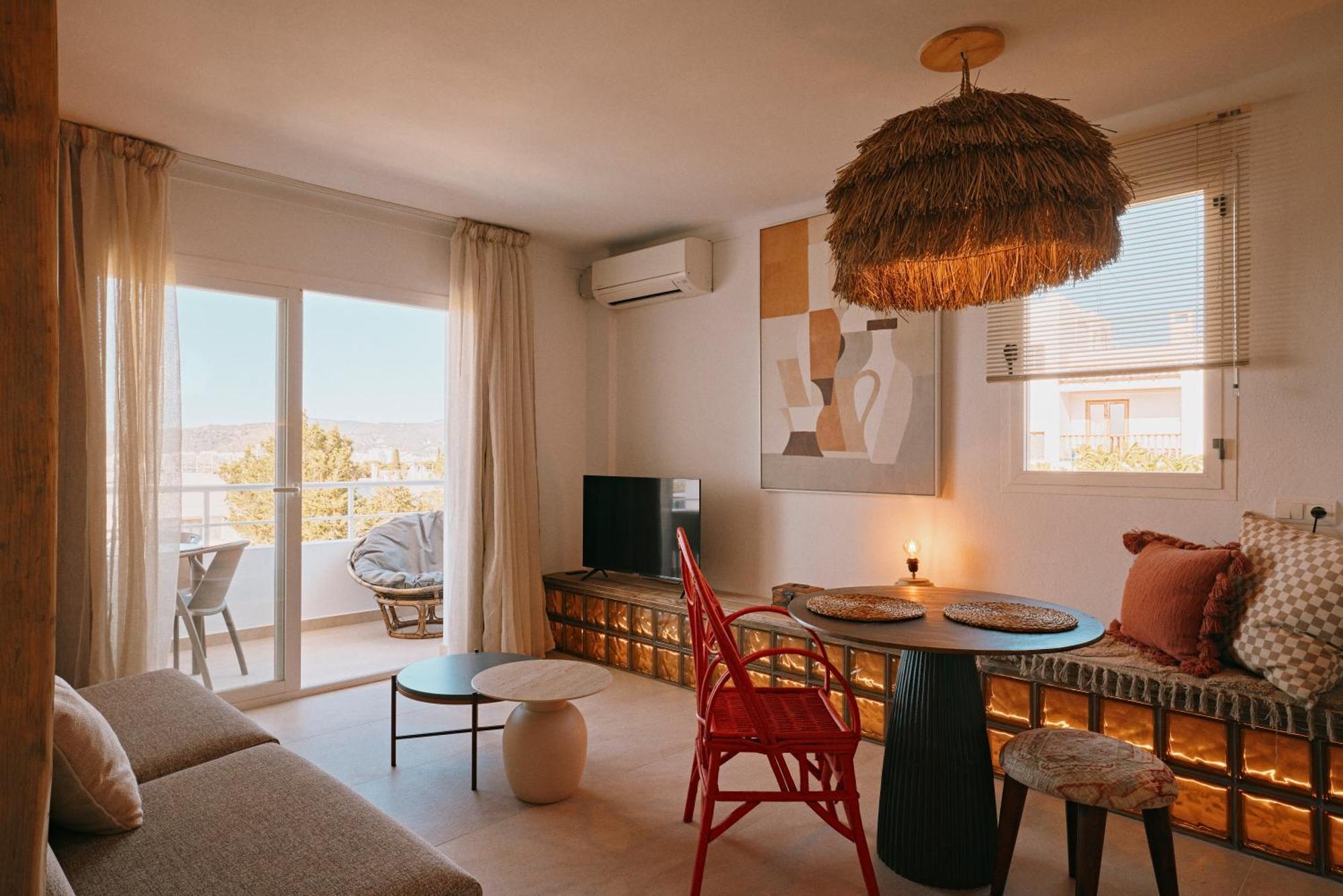 Sunset Oasis Ibiza Adults Only - New Rooms 2025 샌안토니오 외부 사진