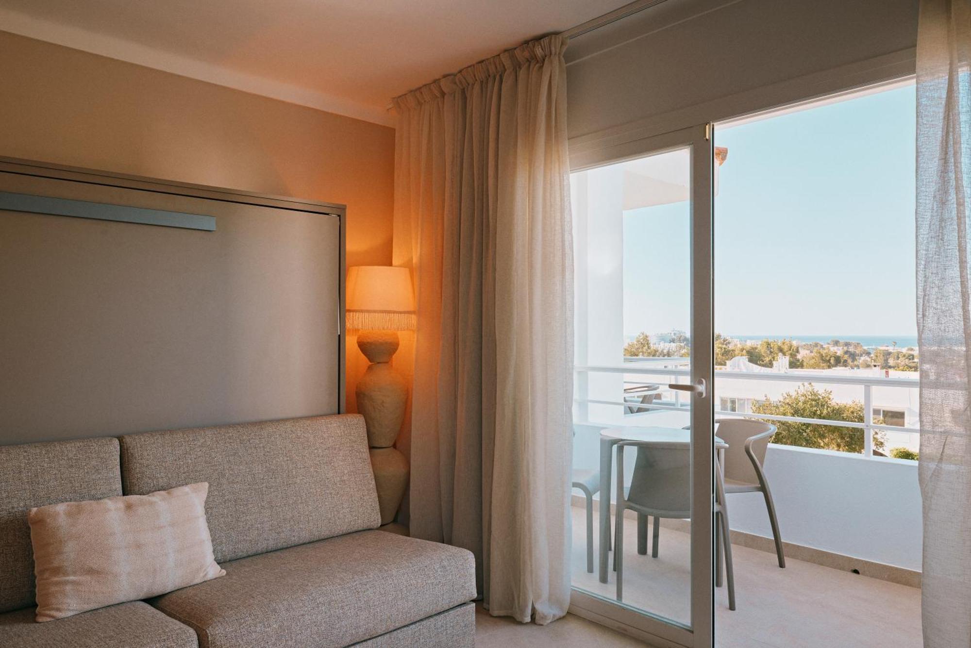 Sunset Oasis Ibiza Adults Only - New Rooms 2025 샌안토니오 외부 사진